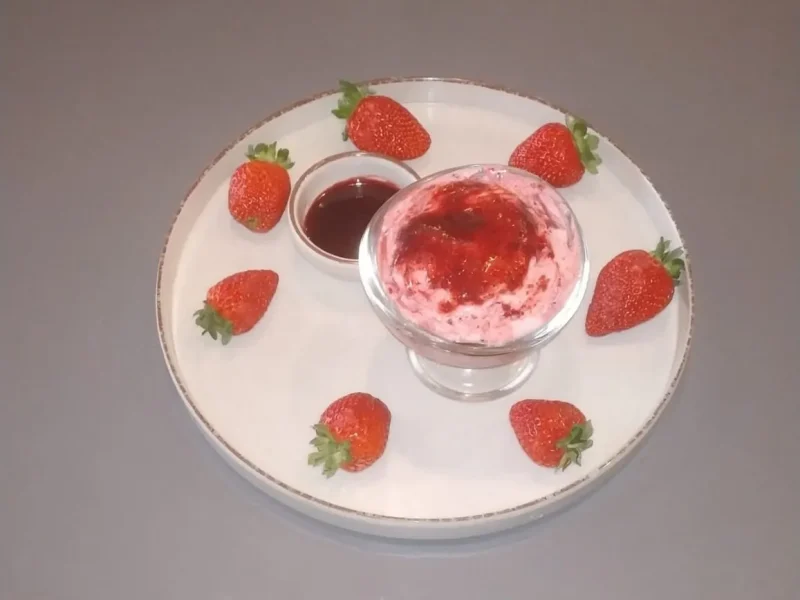 Strawberry Shrikhand 1 (1)_result